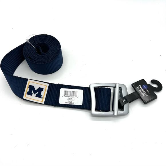 NCAA Michigan collegiate blue field belt Official Gear L/XL NEW - Picture 1 of 10
